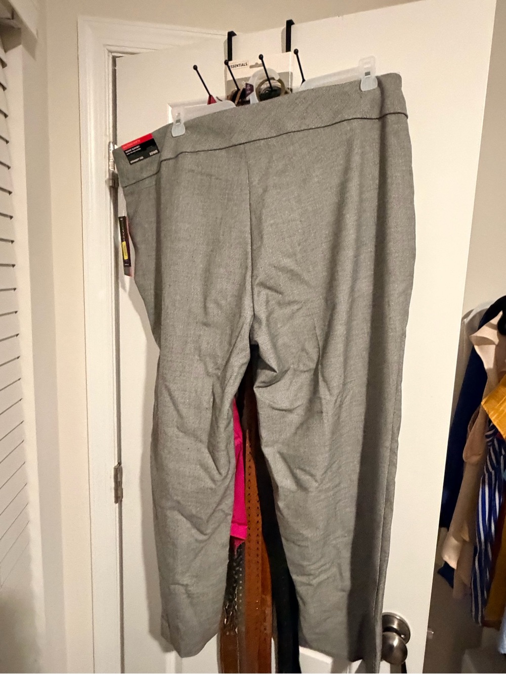Women’s Gray Pull-On Trousers - Soft Stretch Knit